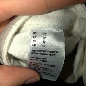 White American eagle shorts size 12